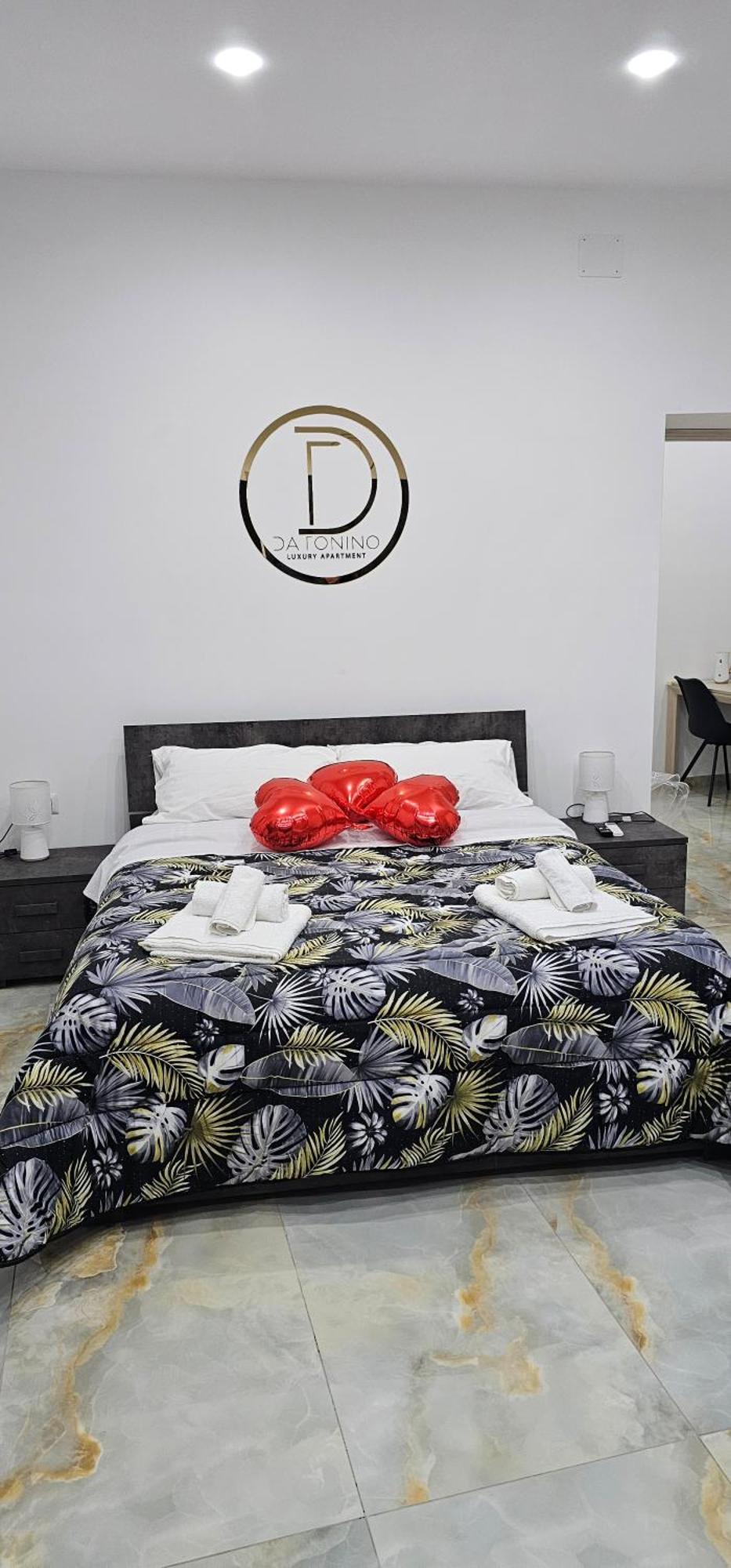 Da Tonino Luxury Apartments เนเปิลส์ ภายนอก รูปภาพ